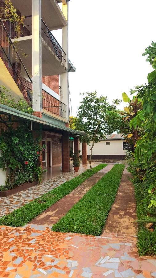Apart Hotel Las Guayabas Пуерто Игуасу Екстериор снимка
