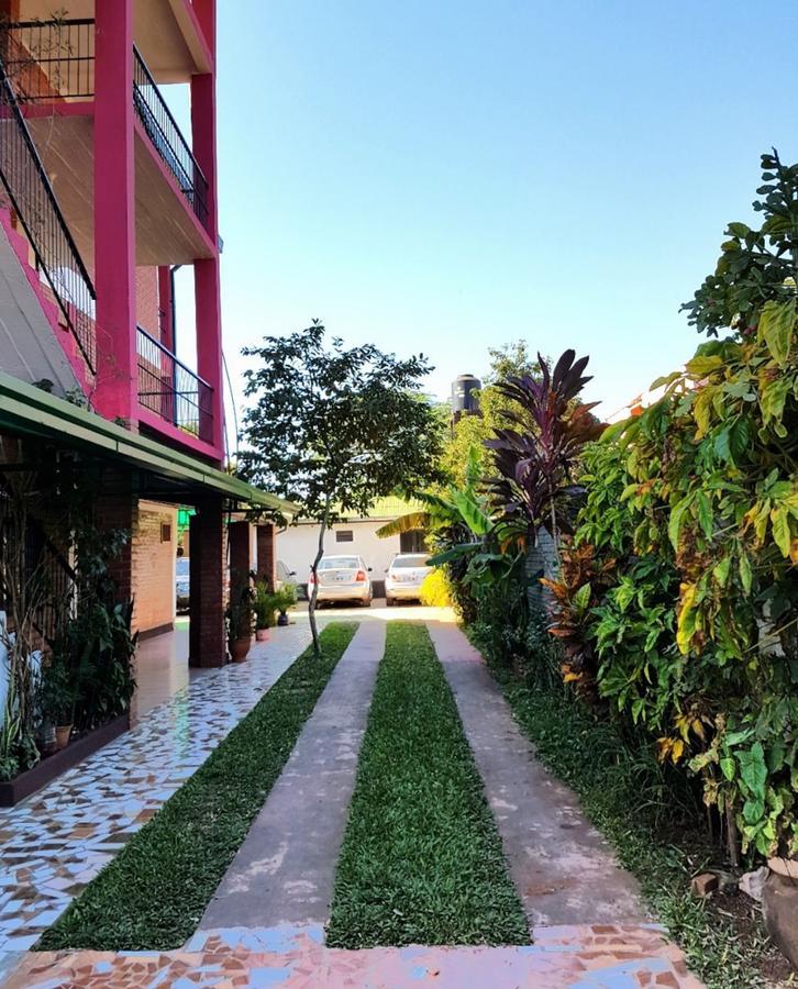Apart Hotel Las Guayabas Пуерто Игуасу Екстериор снимка